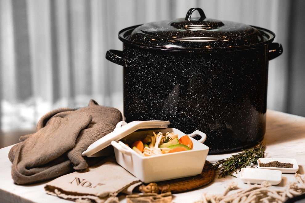 Granite Ware 12-Quart Enameled Stock Pot with Lid – Durable, Large-Capacity Cookware