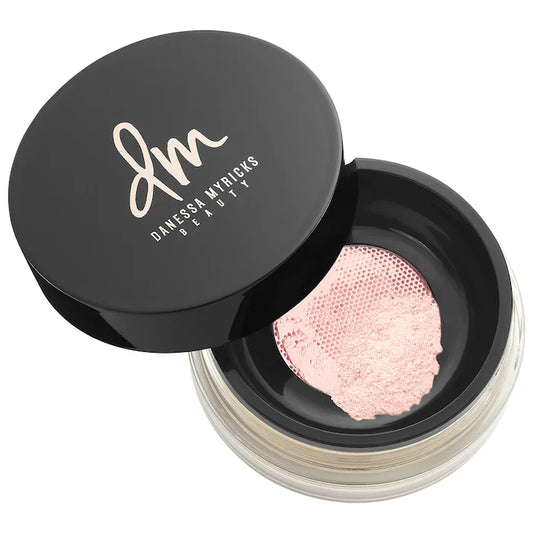Danessa Myricks Beauty  Evolution Setting & Blurring Loose Powder