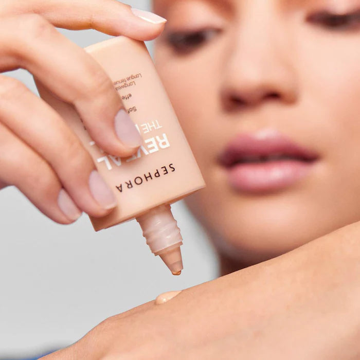 SEPHORA COLLECTION  Reveal The Real 12HR Soft Radiant Skin Tint