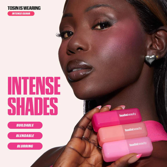 HUDA BEAUTY  Blush Filter Soft Glow Liquid BlushHUDA BEAUTY  Blush Filter Soft Glow Liquid Blush